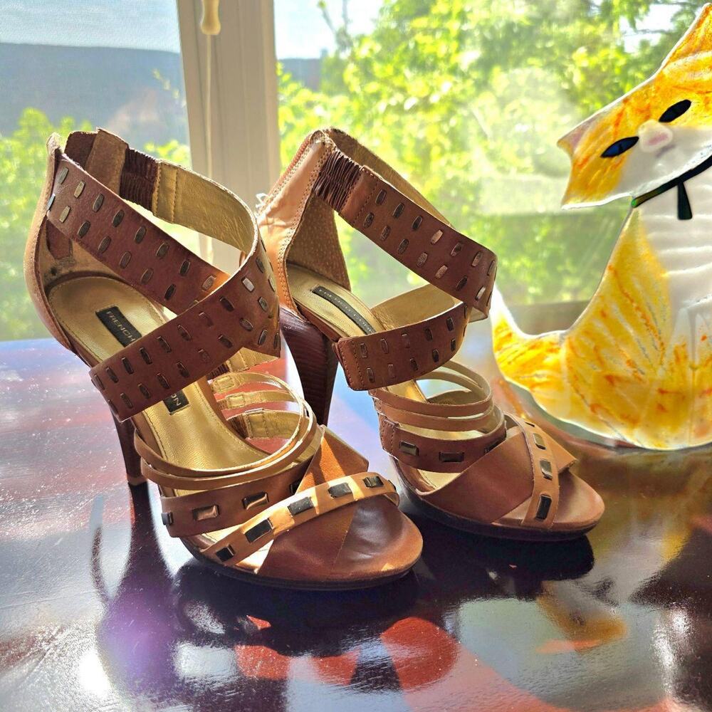 Y2k French Connection leather heels